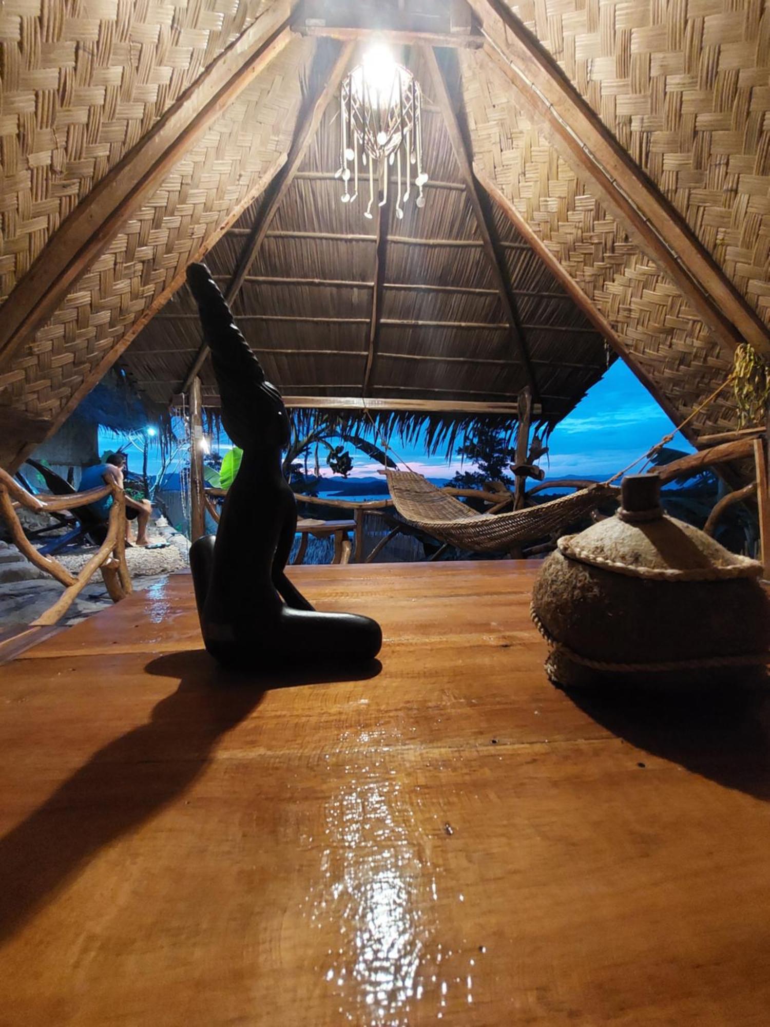 Jungle Bar Honeymoon Suite & Private Pool سان فيسنتي المظهر الخارجي الصورة